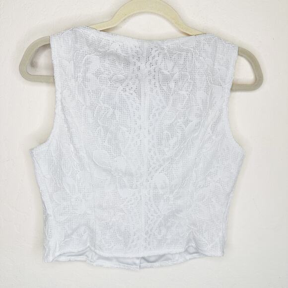 NWT Pretty Little Thing White Lace Boatneck Top Pleated Mini Skirt Two Piece Set - Picture 6 of 15